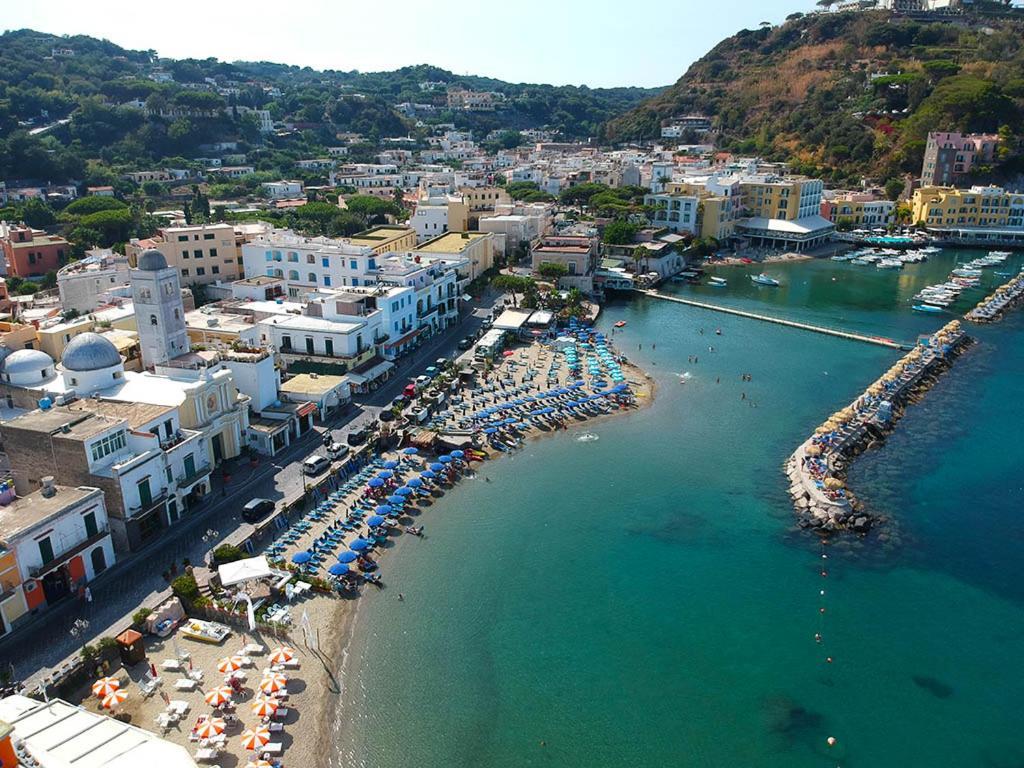 B&B Celestina Ischia Lacco Ameno  Eksteriør bilde