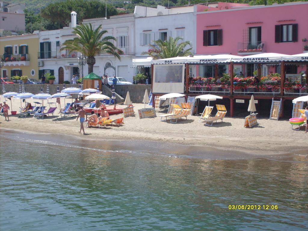 B&B Celestina Ischia Lacco Ameno  Eksteriør bilde