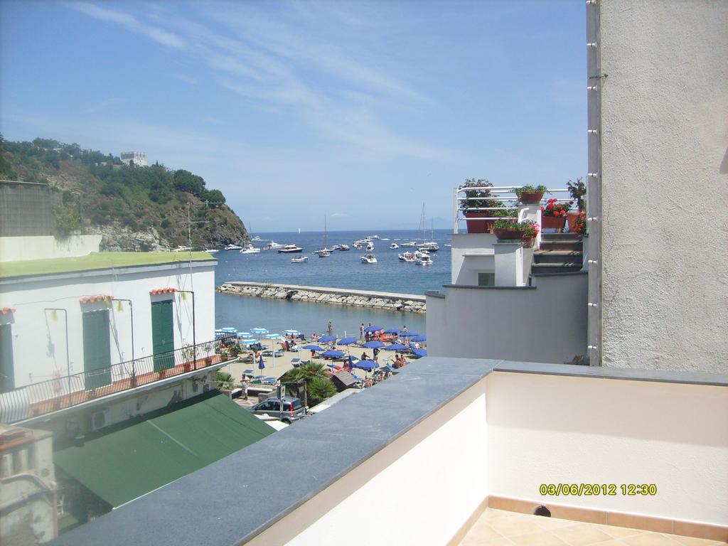 B&B Celestina Ischia Lacco Ameno  Eksteriør bilde